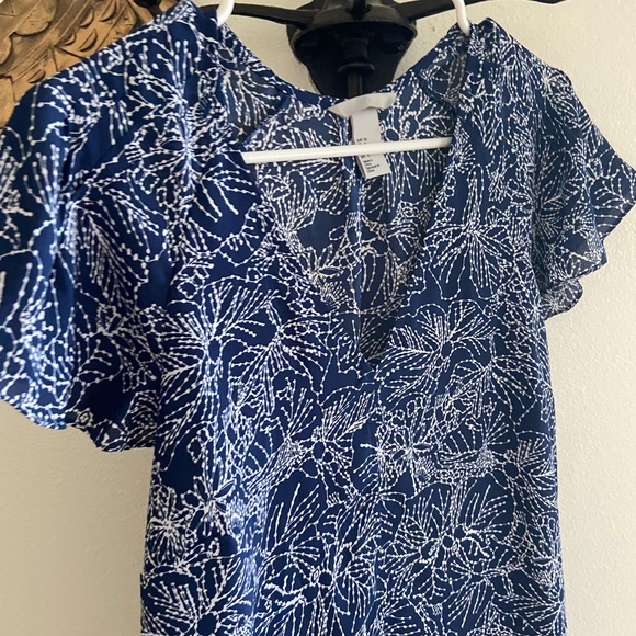 H&M Floral Constellation Galaxy Flutter Sleeve Blouse - Picture 2 of 5